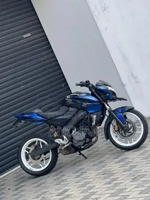 Bajaj Pulsar NS200 2014