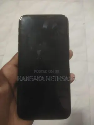 Apple iPhone XS (Used)