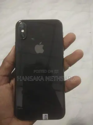 Apple iPhone XS (Used)