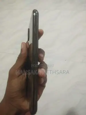 Apple iPhone XS (Used)