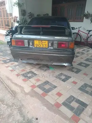 Nissan B11 1985
