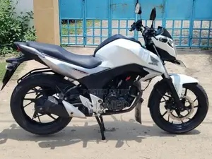 Honda CB Hornet 160R 2017