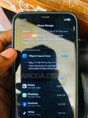 Apple iPhone 11 (Used)