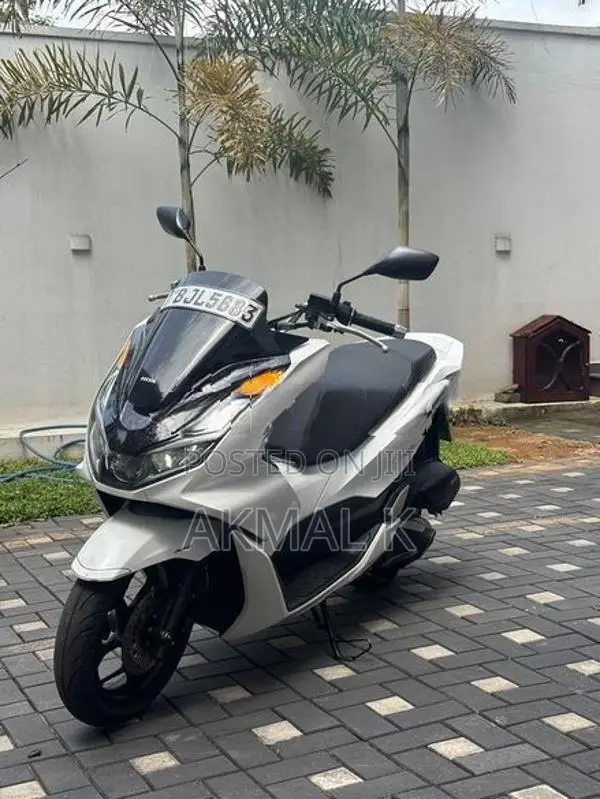 Honda PCX 125 2024