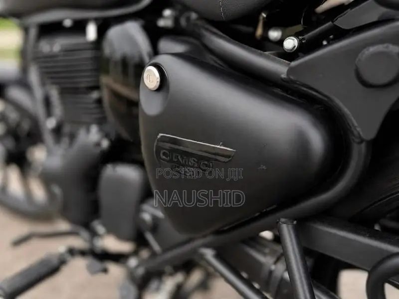 Royal Enfield Classic 350 Stealth Black 2026