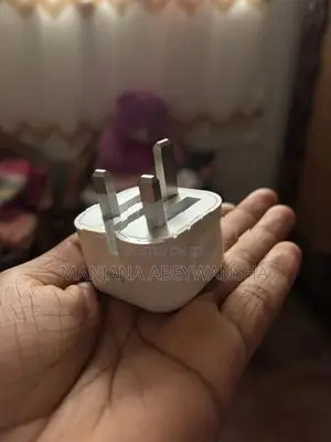 Apple 20W Adapter