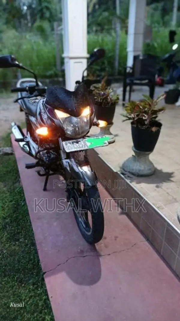 Bajaj Discover 125 2015