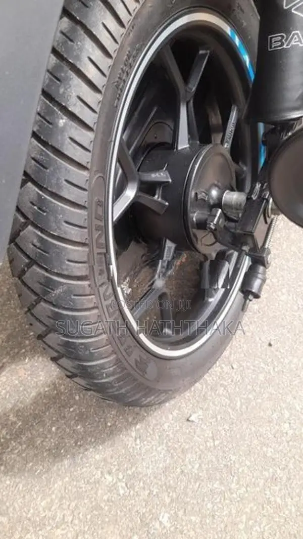 Bajaj Discover 125 2023