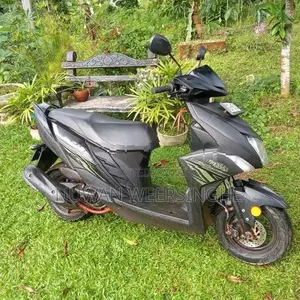 Yamaha RayZR 2018