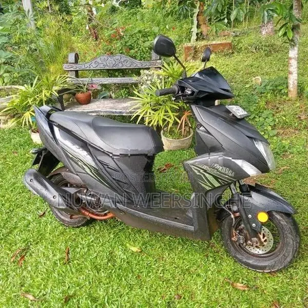 Yamaha RayZR 2018