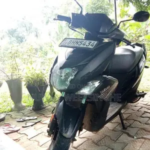 Yamaha RayZR 2018