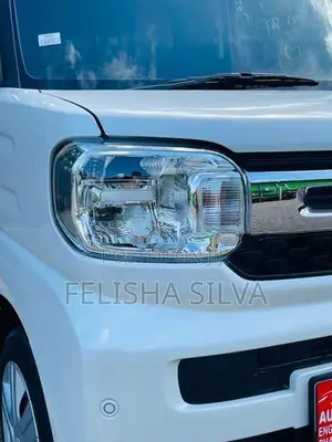 Suzuki Spacia Hybrid X 2024