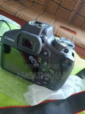 Canon EOS 2000D DSLR Camera with 18-55mm Lens