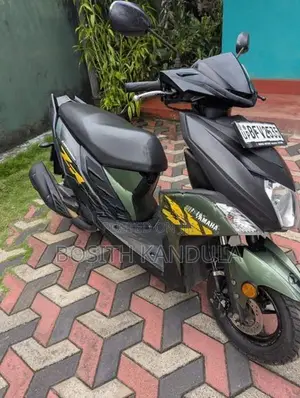 Yamaha Ray ZR 2017