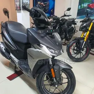 Hero XOOM 125R 2026