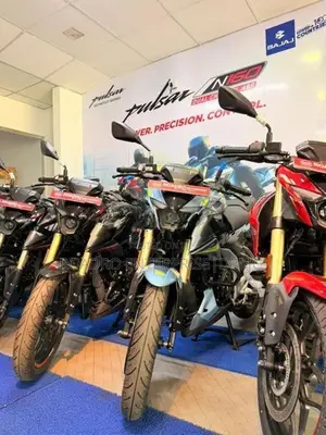 Bajaj Pulsar N160 Premium 2026