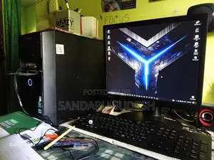 Samsung i3 Desktop PC
