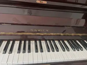 It’s a Samick Piano