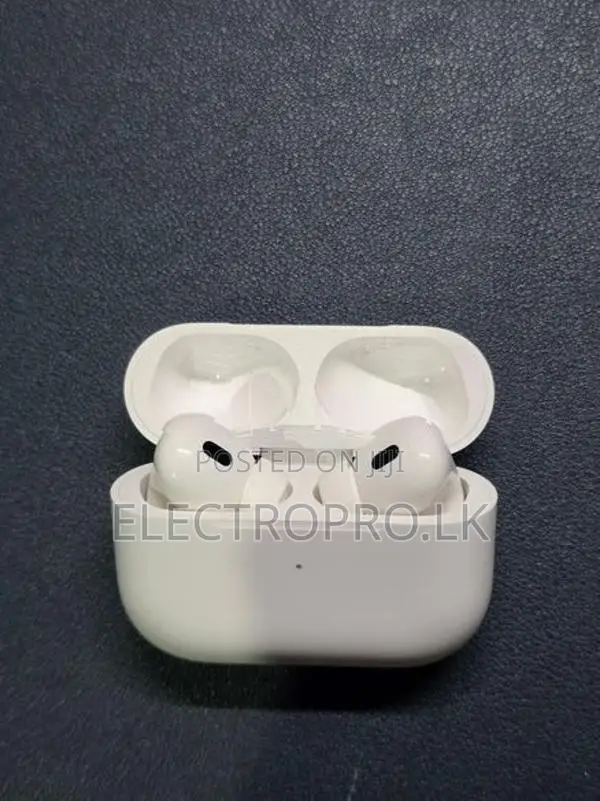 Apple AirPods Pro 2nd Gen MagSafe