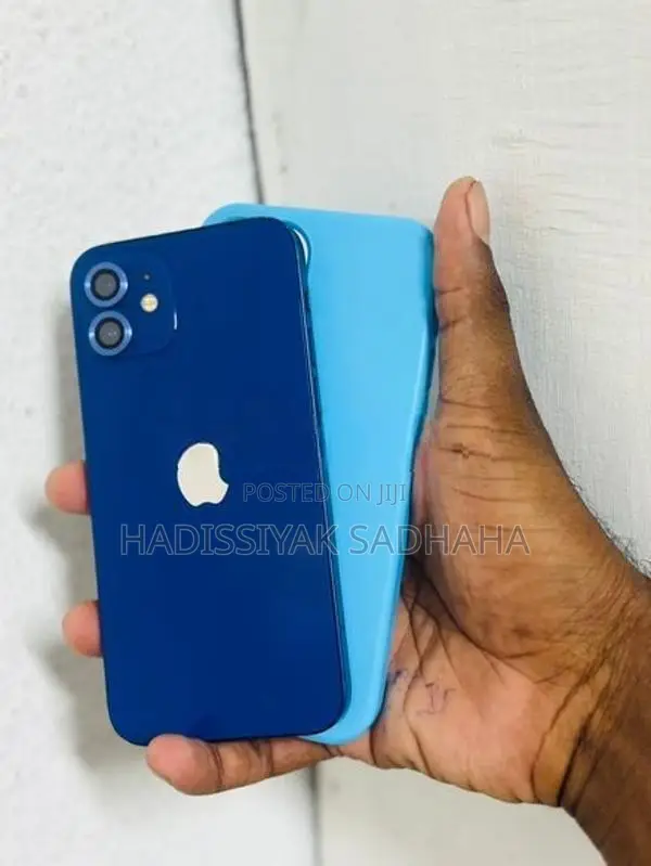 Apple iPhone 12 64GB Blue (Used)