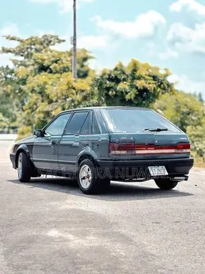 Mazda Familia 1987