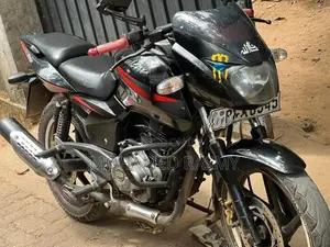 Bajaj Pulsar 180 2018