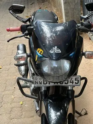 Bajaj Pulsar 180 2018