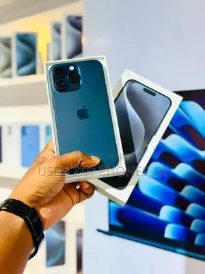 Apple iPhone 15 Pro Max 256GB (Used)