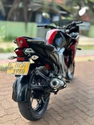 Yamaha Fazer 2015