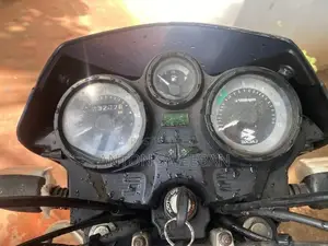 Bajaj Caliber 2006