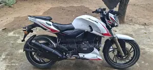 TVS Apache 2017