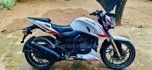 TVS Apache 2017