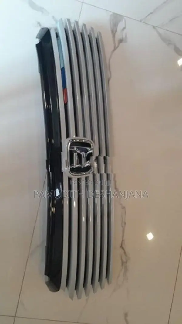 Honda Vezel Facelift Body Shell