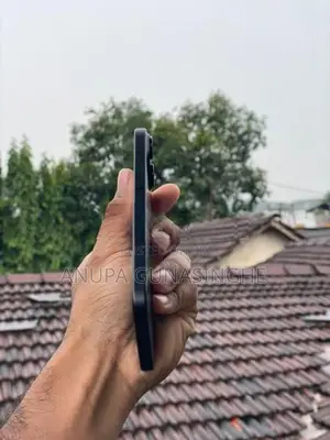 Apple iPhone 15 (Used)