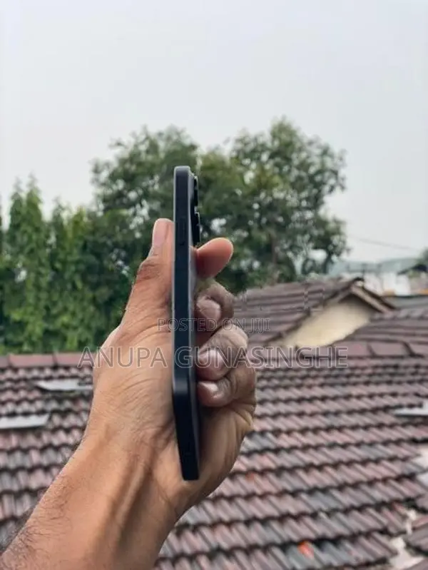 Apple iPhone 15 (Used)