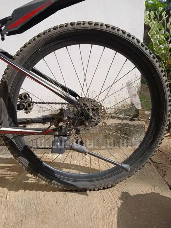 Road bicycle
