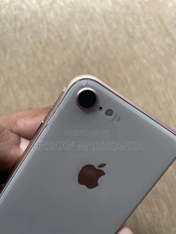 Apple iPhone 8 128GB (Used)