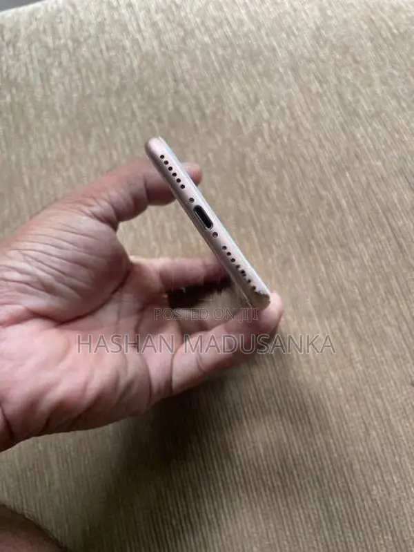 Apple iPhone 8 128GB (Used)