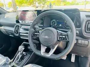 Kia Sonet GTX + 2026