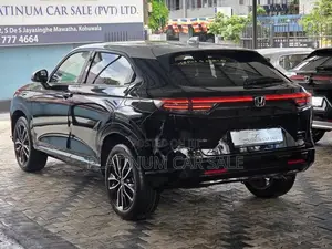 Honda Vezel Z Play Moon Roof 2026