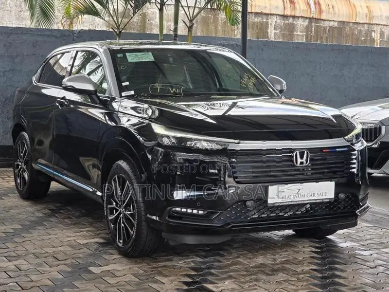 Honda Vezel Z Play Moon Roof 2026
