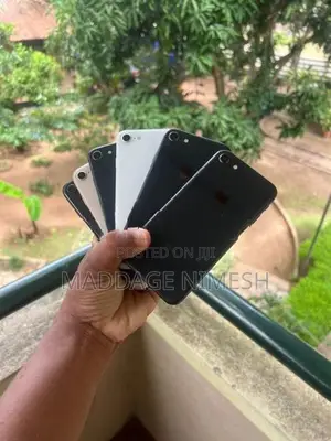 Apple iPhone 8 (Used)
