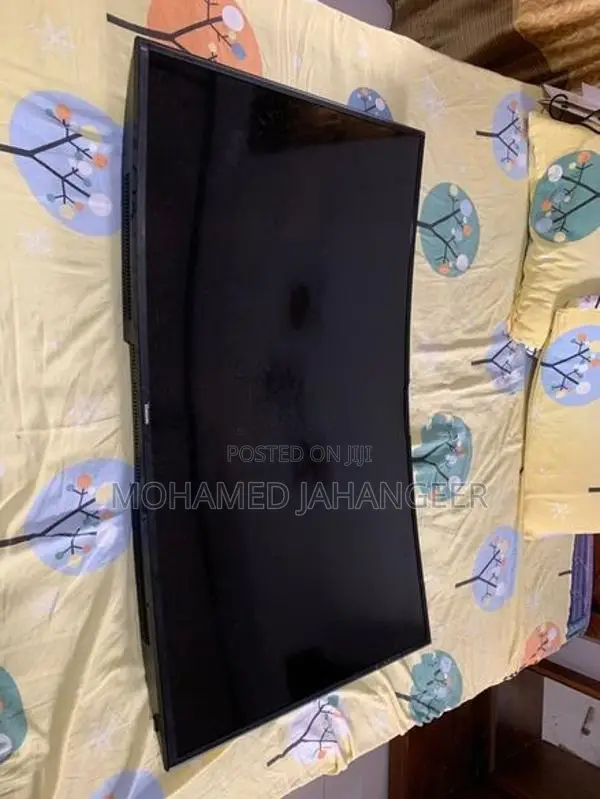 Samsung 55 Inch Curved TV
