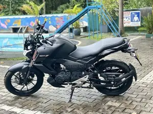 Yamaha Fzs V4 2025
