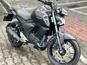 Yamaha Fzs V4 2025