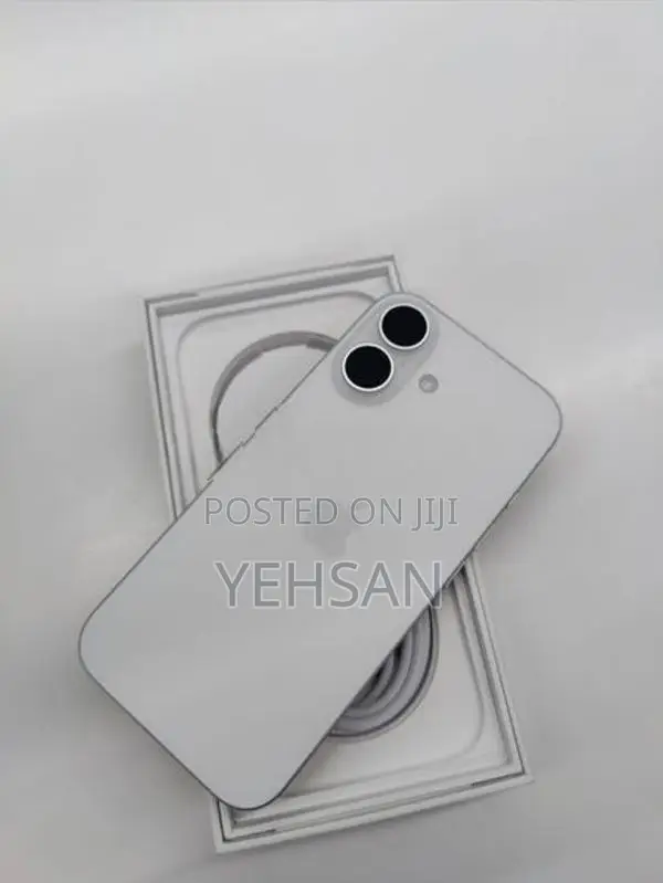 Apple iPhone 17 256GB (Used)