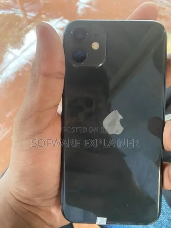 Apple iPhone 11 (Used)