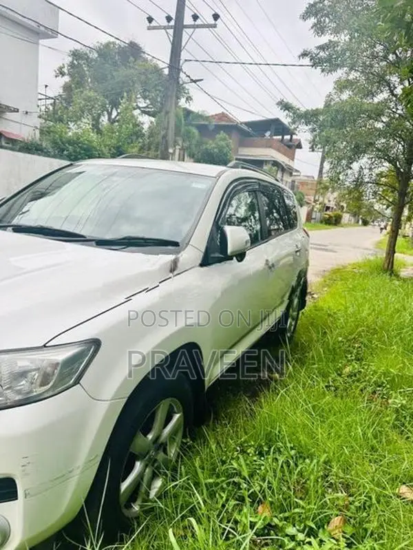Toyota Vanguard 2010