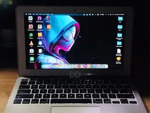 Apple Macbook Air