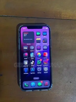 Apple iPhone XS (Used)